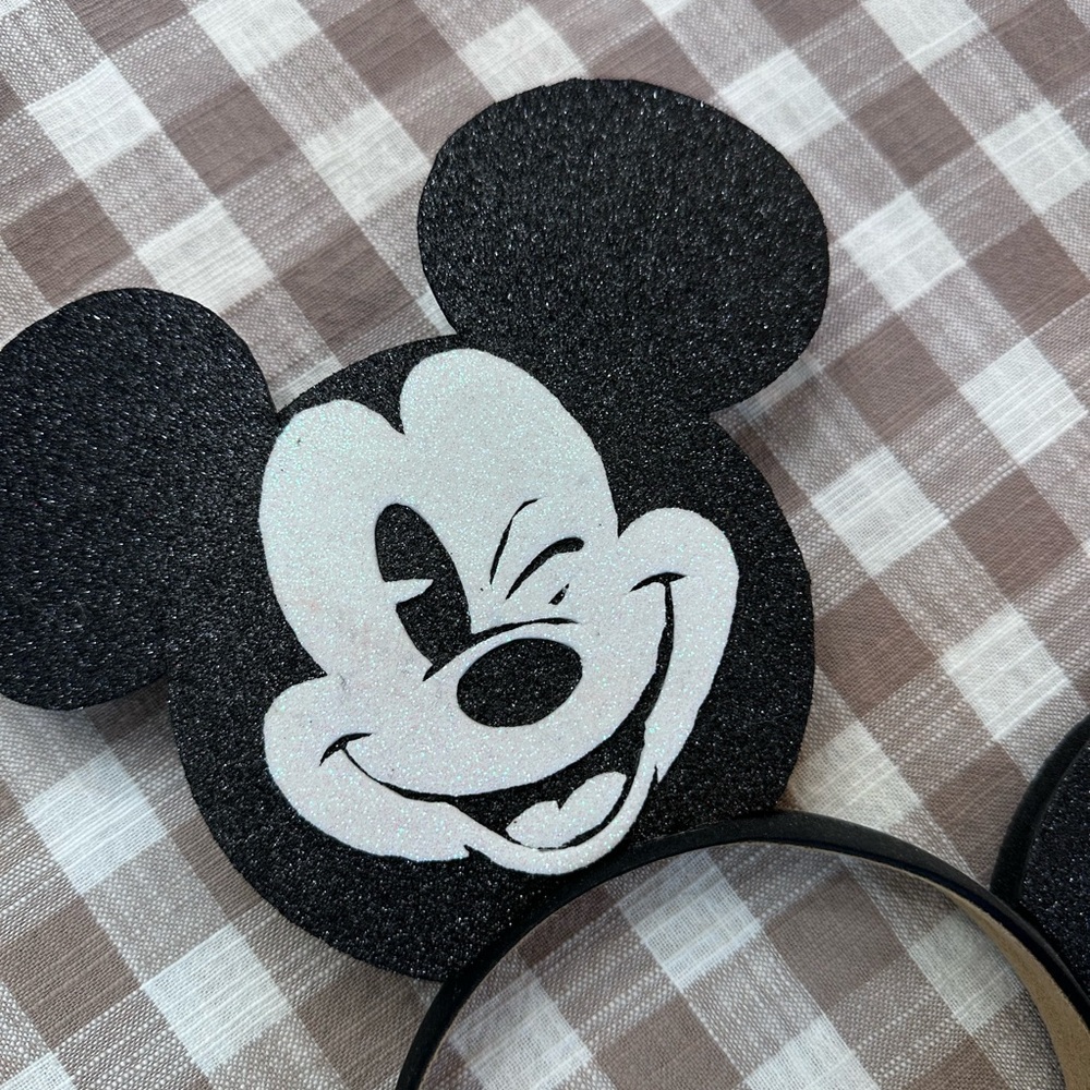 Disney Mickey Mouse Ears - Picture 3 of 3